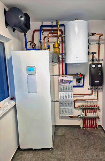 https://northbeachhotwater.com.au/uploads/2025/06/electric-hot-water-system-16929.jpg