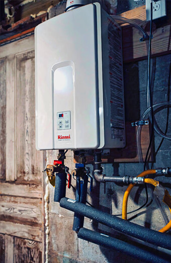 https://northbeachhotwater.com.au/uploads/2025/06/hot-water-servicing-84983.jpg
