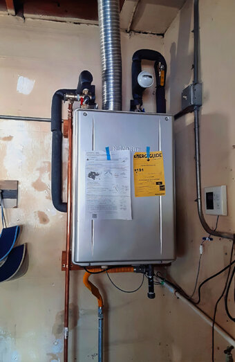 https://northbeachhotwater.com.au/uploads/2025/06/instant-hot-water-systems-51476.jpg